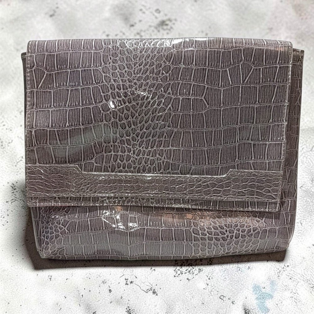 Vince Camuto Grey Croc Envelope Clutch Bag Womens Night Out Evening Party Purse